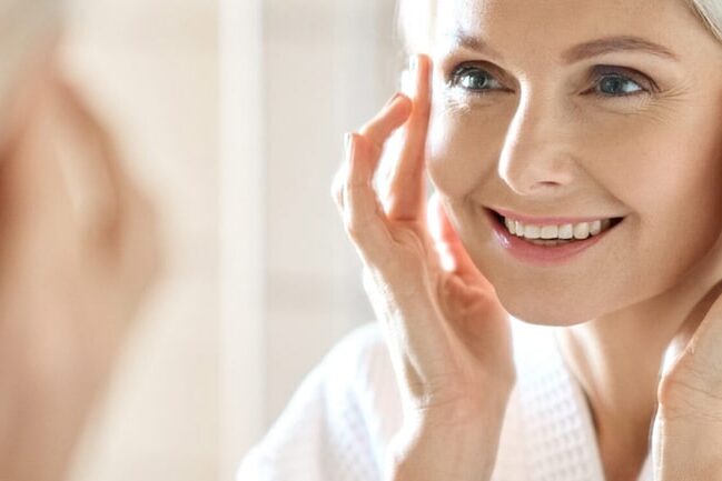 تمتعي بمظهر شاب وطبيعي بعد عملية شد الوجه العميق مع تحديد واضح لملامح الوجه